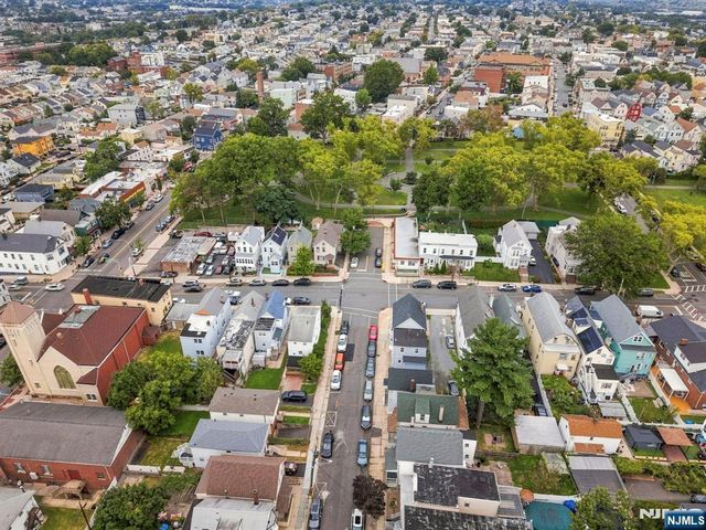 34 Chestnut Street, Kearny, NJ 07032