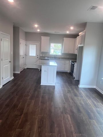 506 SW Fourth, Bryant, AR 72022