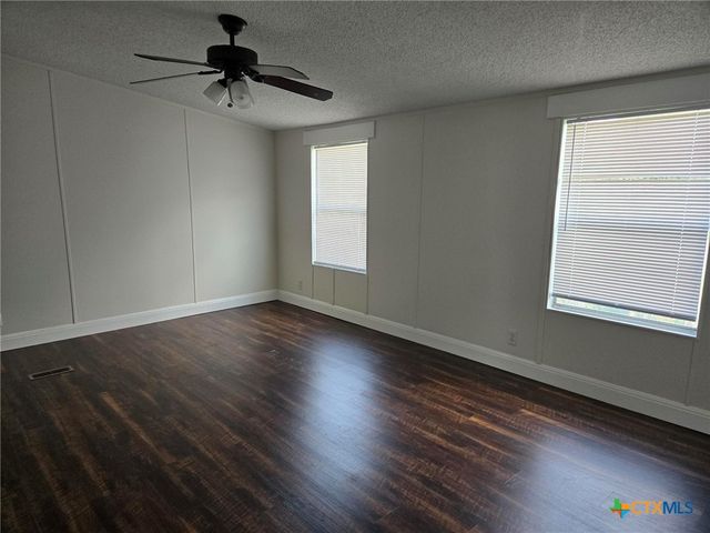 566 Gateway Circle, New Braunfels, TX 78130