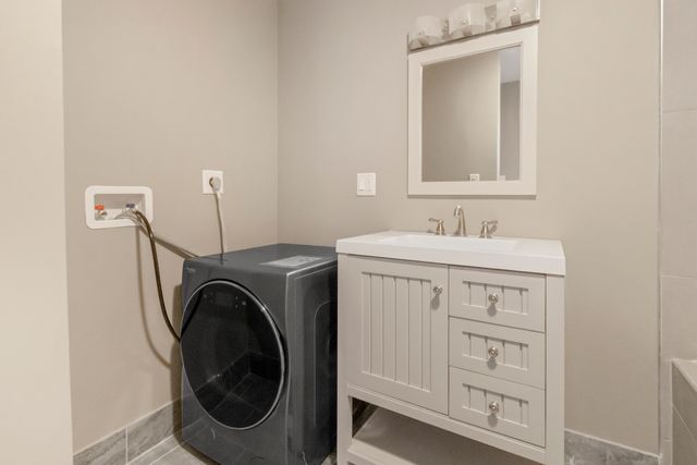 22339 Strassburg Avenue, Sauk Village, IL 60411