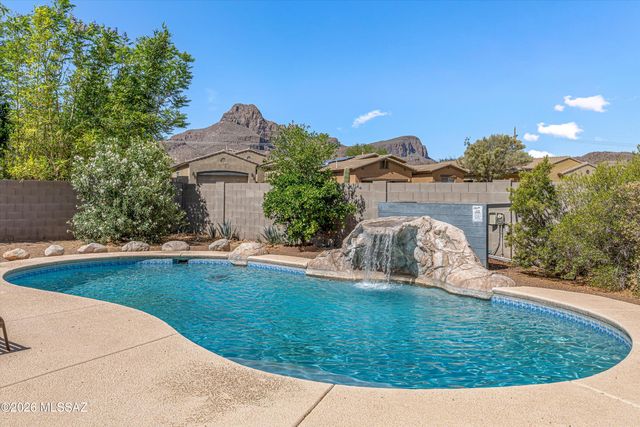 8667 N Golden Moon Way, Tucson, AZ 85743