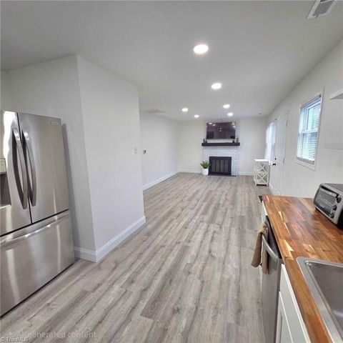 1418 24th Street, Winston-salem, NC 27105