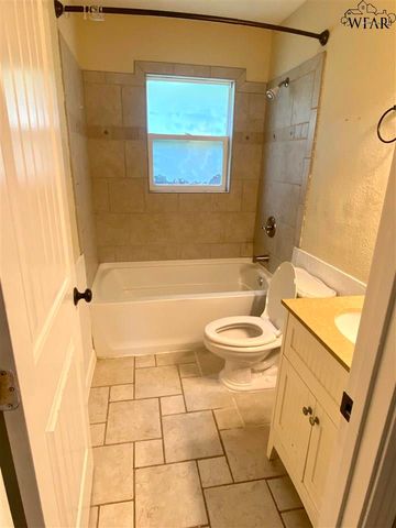 1613 35TH STREET, Wichita Falls, TX 76302