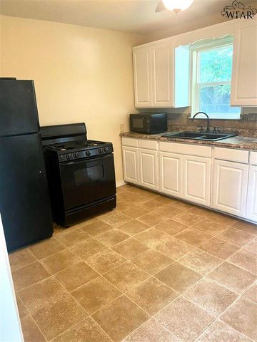 1613 35TH STREET, Wichita Falls, TX 76302