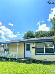 1613 35TH STREET, Wichita Falls, TX 76302