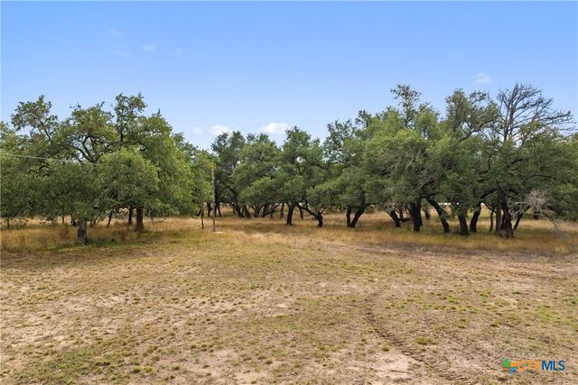 214 Edmonds Avenue, Johnson City, TX 78636