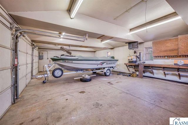 53508 192nd Lane, Lake Crystal, MN 56055