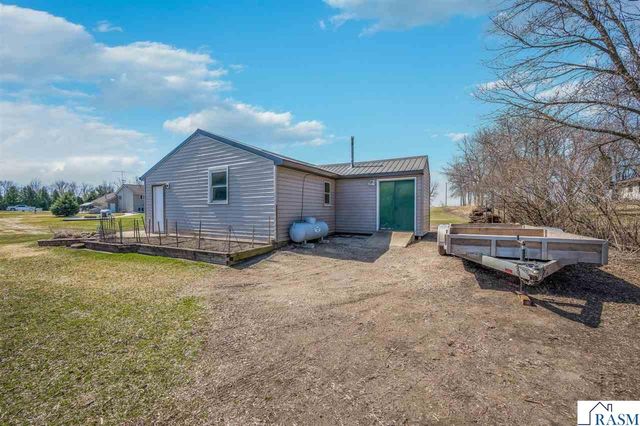 53508 192nd Lane, Lake Crystal, MN 56055
