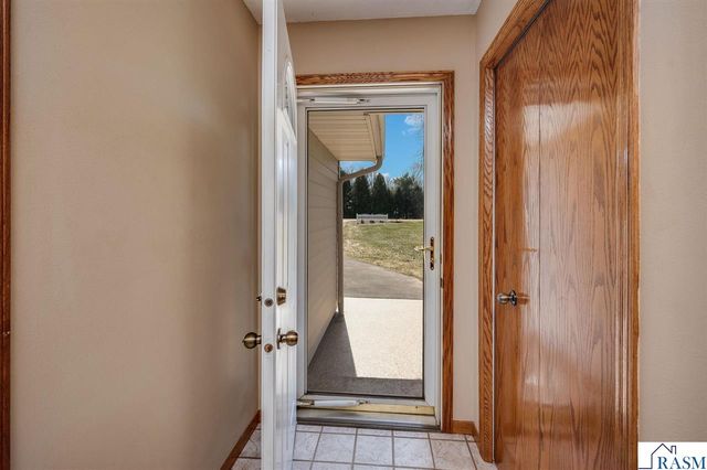 53508 192nd Lane, Lake Crystal, MN 56055