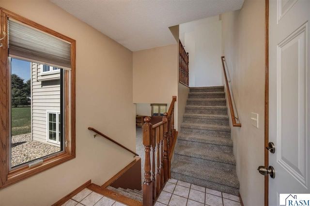 53508 192nd Lane, Lake Crystal, MN 56055