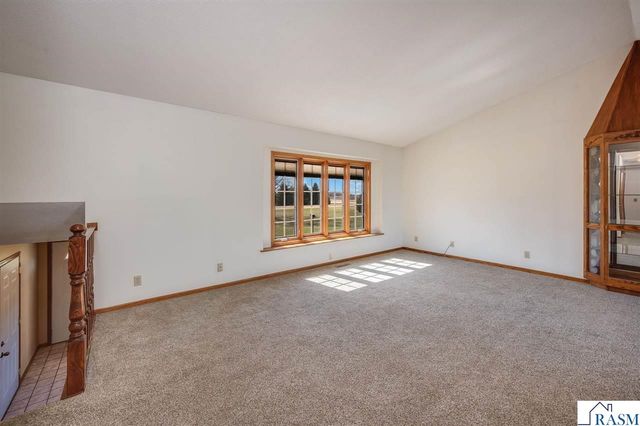 53508 192nd Lane, Lake Crystal, MN 56055