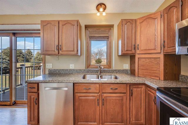 53508 192nd Lane, Lake Crystal, MN 56055