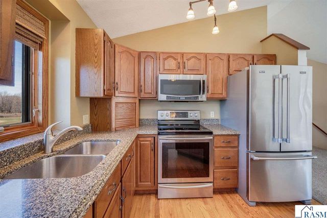 53508 192nd Lane, Lake Crystal, MN 56055