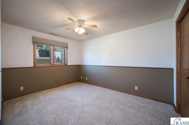 53508 192nd Lane, Lake Crystal, MN 56055