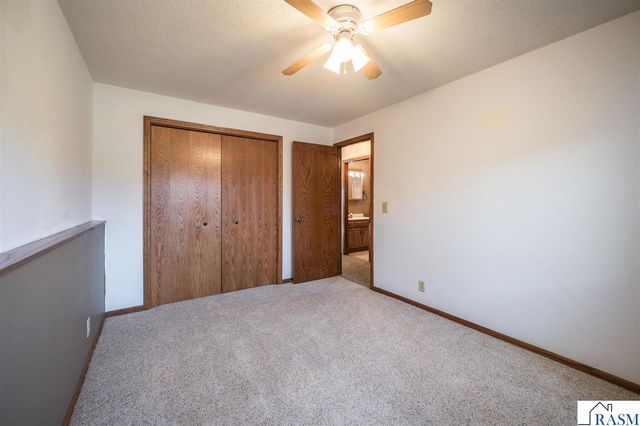 53508 192nd Lane, Lake Crystal, MN 56055