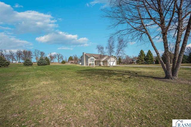53508 192nd Lane, Lake Crystal, MN 56055