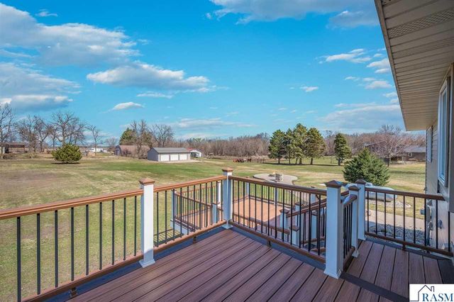 53508 192nd Lane, Lake Crystal, MN 56055