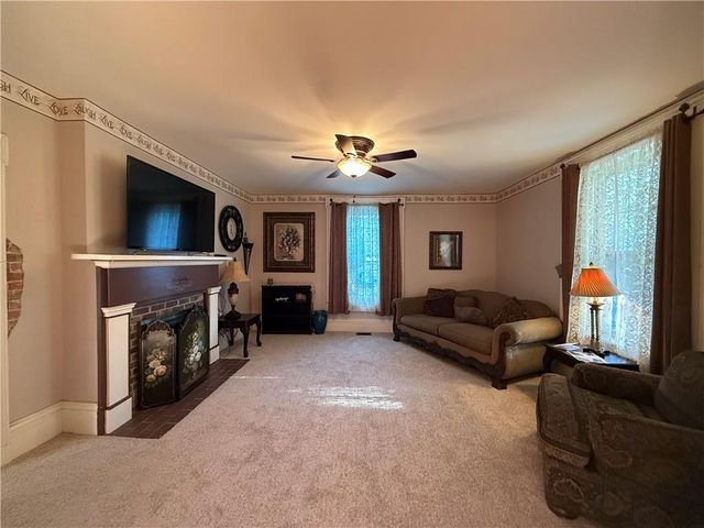 509 Broad Street, Waverly, MO 64096