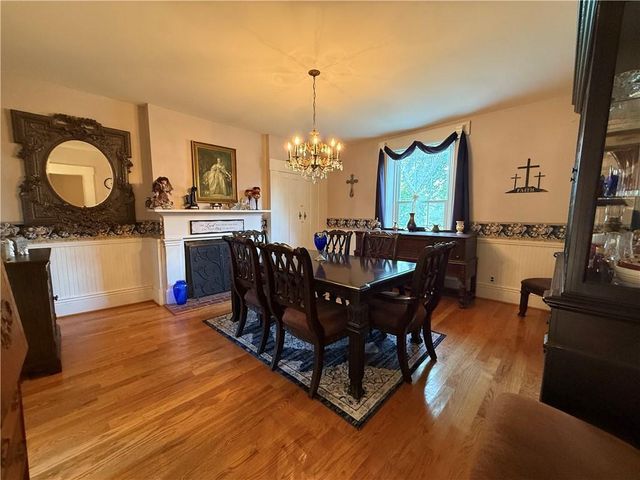 509 Broad Street, Waverly, MO 64096