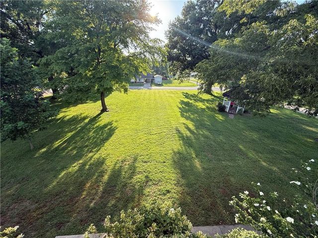 509 Broad Street, Waverly, MO 64096