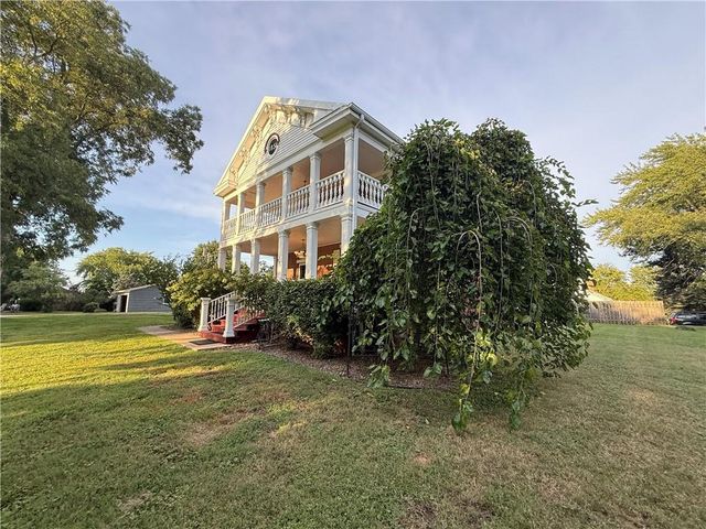 509 Broad Street, Waverly, MO 64096