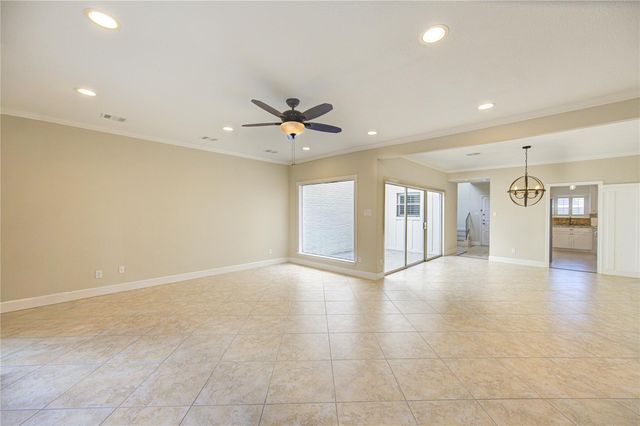 1616 S Gessner Road, Houston, TX 77063