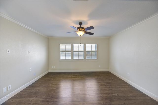 1616 S Gessner Road, Houston, TX 77063