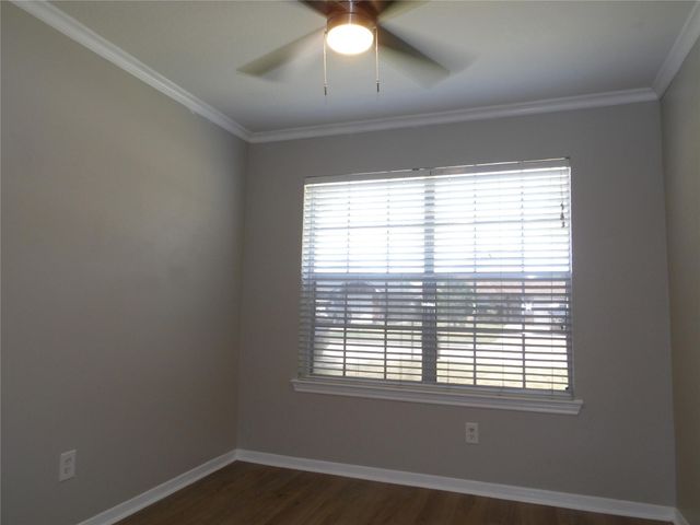 5914 Red River Drive, Dickinson, TX 77539