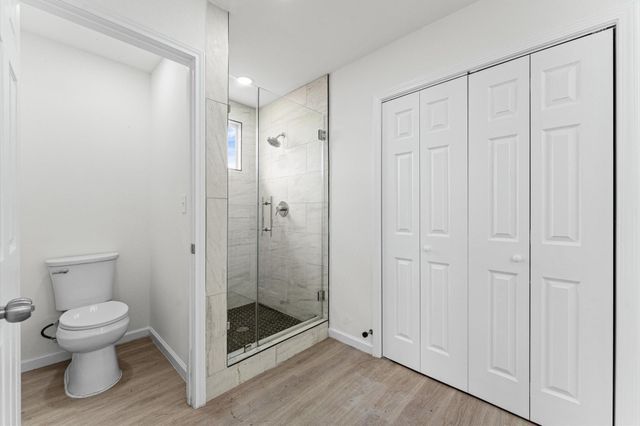 37 County Road 5102l, Cleveland, TX 77327