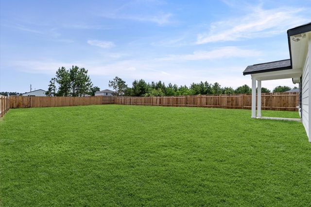 37 County Road 5102l, Cleveland, TX 77327