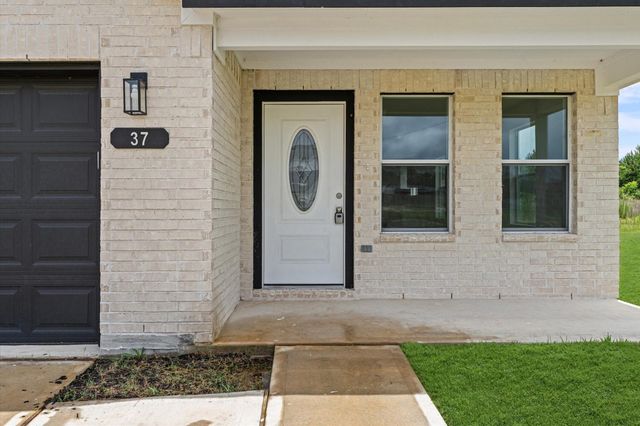 37 County Road 5102l, Cleveland, TX 77327