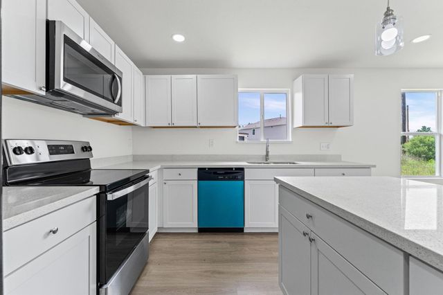 37 County Road 5102l, Cleveland, TX 77327