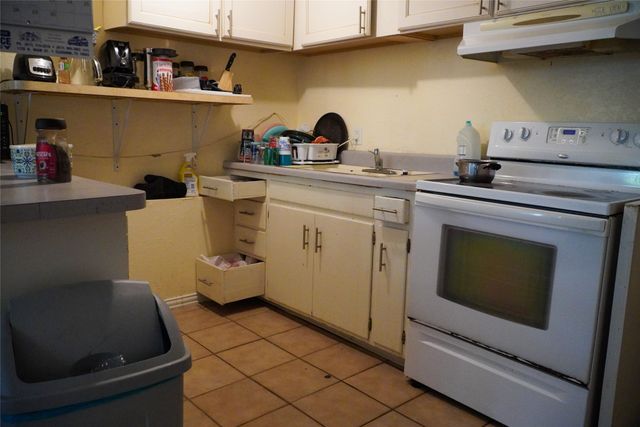 109 E 4th Street, Keene, TX 76059