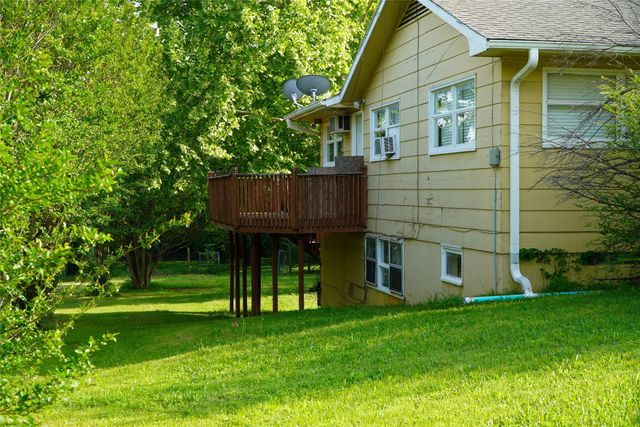 109 E 4th Street, Keene, TX 76059