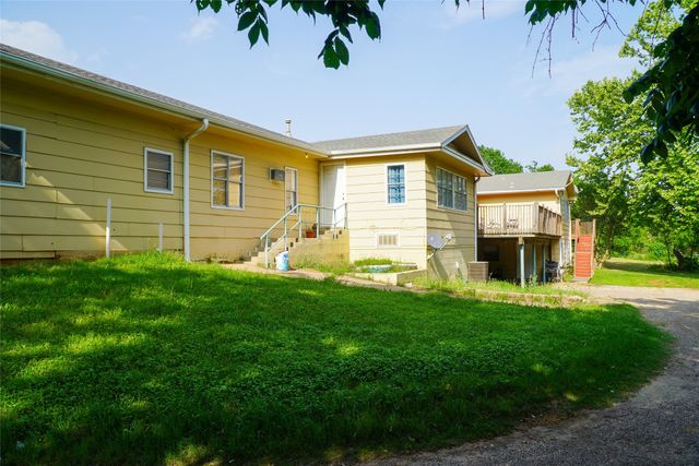109 E 4th Street, Keene, TX 76059