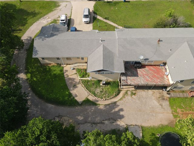 109 E 4th Street, Keene, TX 76059