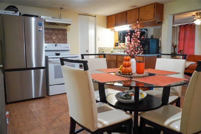 109 E 4th Street, Keene, TX 76059