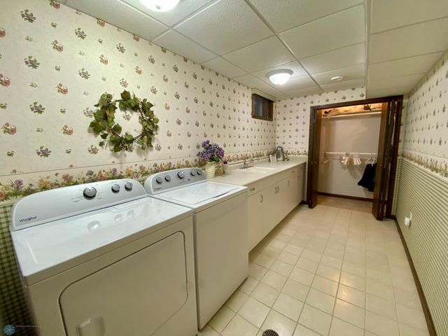 359 Cedar Lane, West Fargo, ND 58078