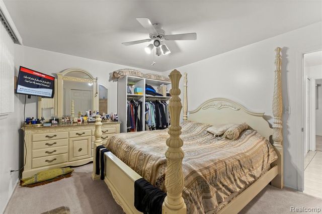 26611 Cecile Street, Dearborn Heights, MI 48127