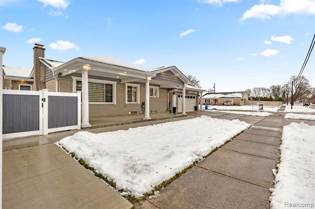 26611 Cecile Street, Dearborn Heights, MI 48127