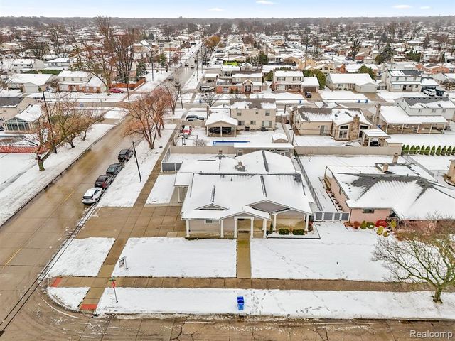 26611 Cecile Street, Dearborn Heights, MI 48127