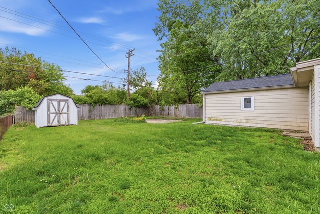 255 S 9th Avenue, Beech Grove, IN 46107