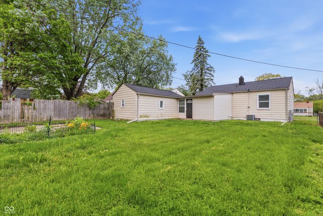 255 S 9th Avenue, Beech Grove, IN 46107