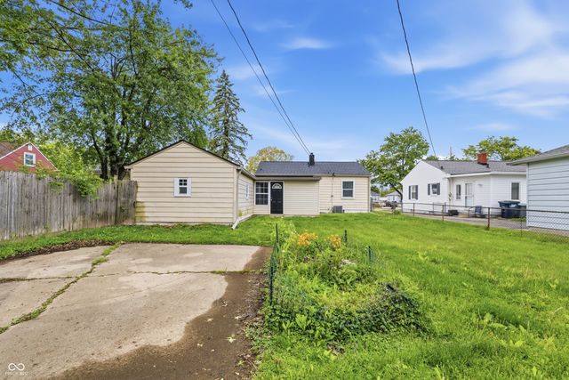 255 S 9th Avenue, Beech Grove, IN 46107