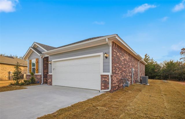 8541 Antler Lane, Guthrie, OK 73044