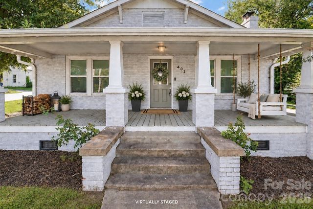 401 N Oakland Avenue, Statesville, NC 28677