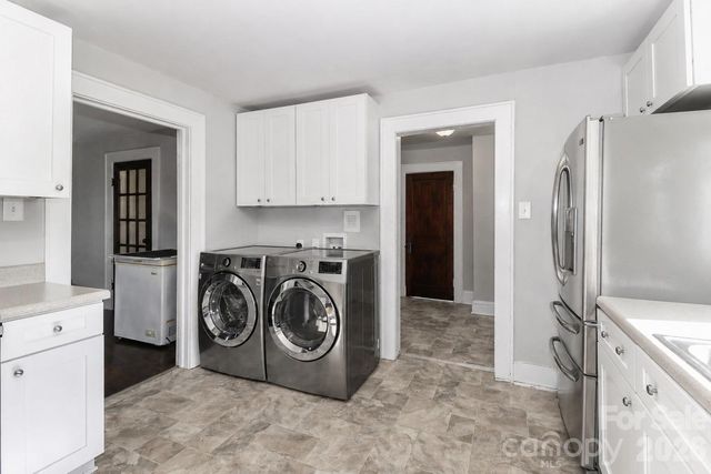 401 N Oakland Avenue, Statesville, NC 28677