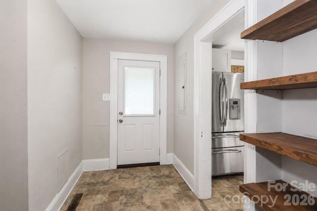 401 N Oakland Avenue, Statesville, NC 28677