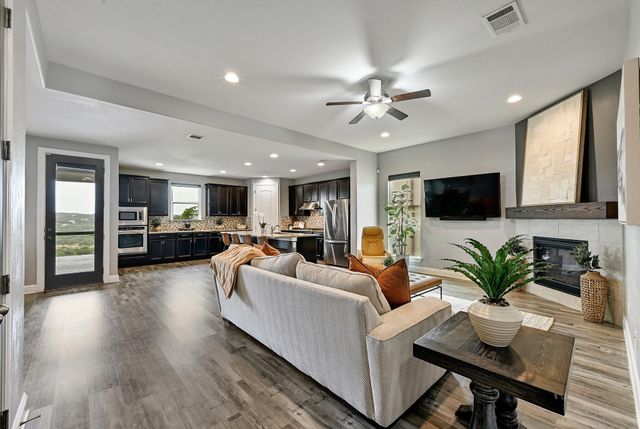 19618 Summit Glory TRL 5, Spicewood, TX 78669