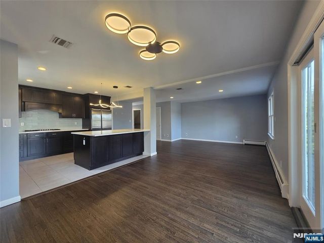 194 8th Street, Cresskill, NJ 07626